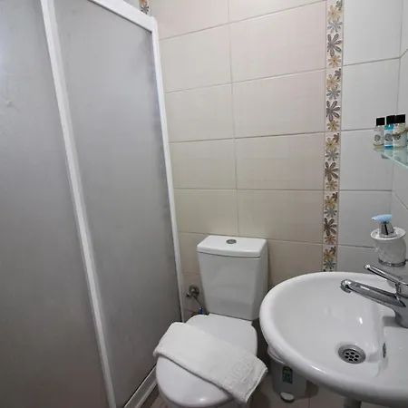 Bozcaada Ilgin Bag Evi Бозджаада