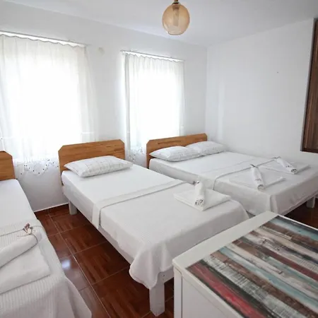 Bozcaada Ilgin Bag Evi Отель *